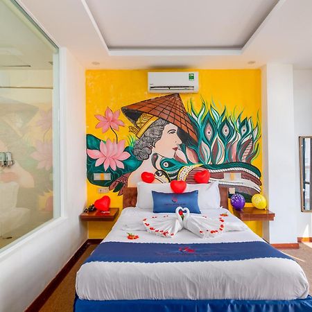Amona Hotel Hue Esterno foto